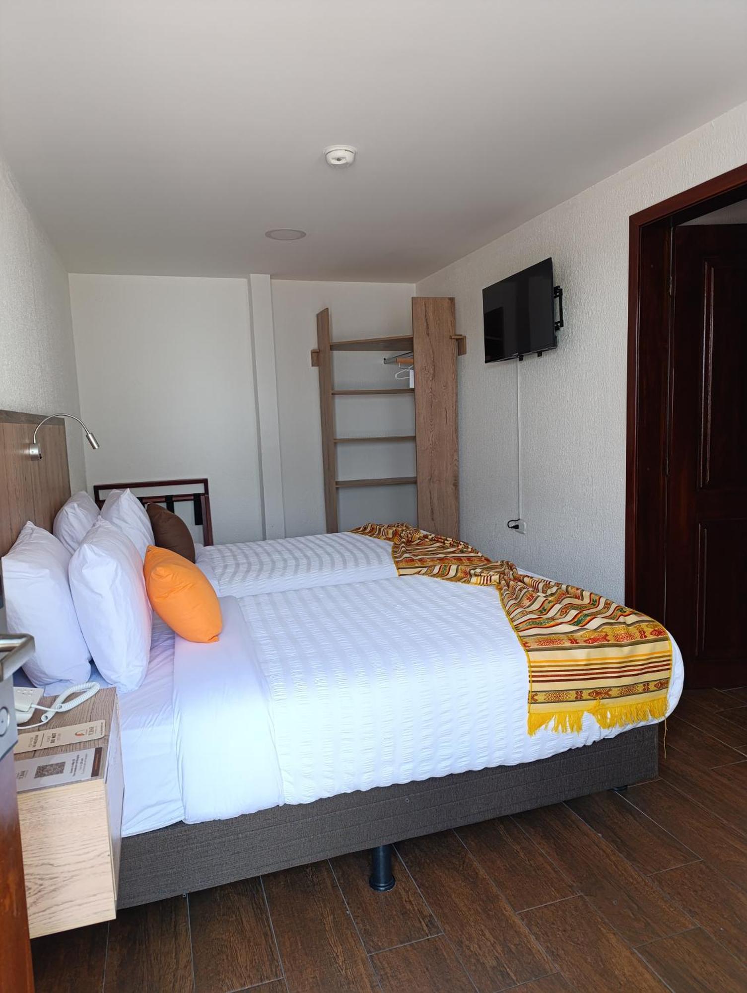 Casona Tobar Hotel Quito Exterior photo