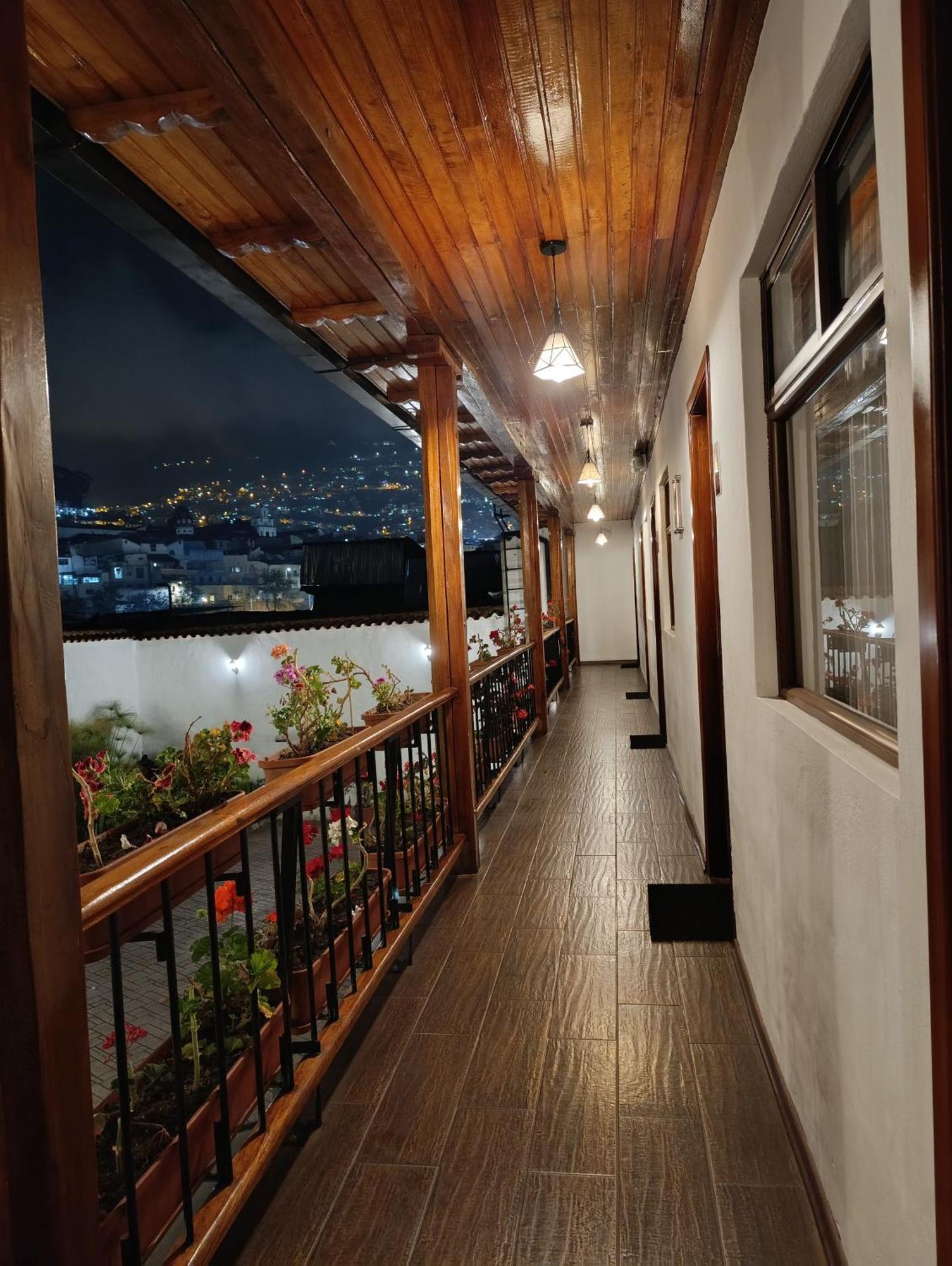 Casona Tobar Hotel Quito Exterior photo
